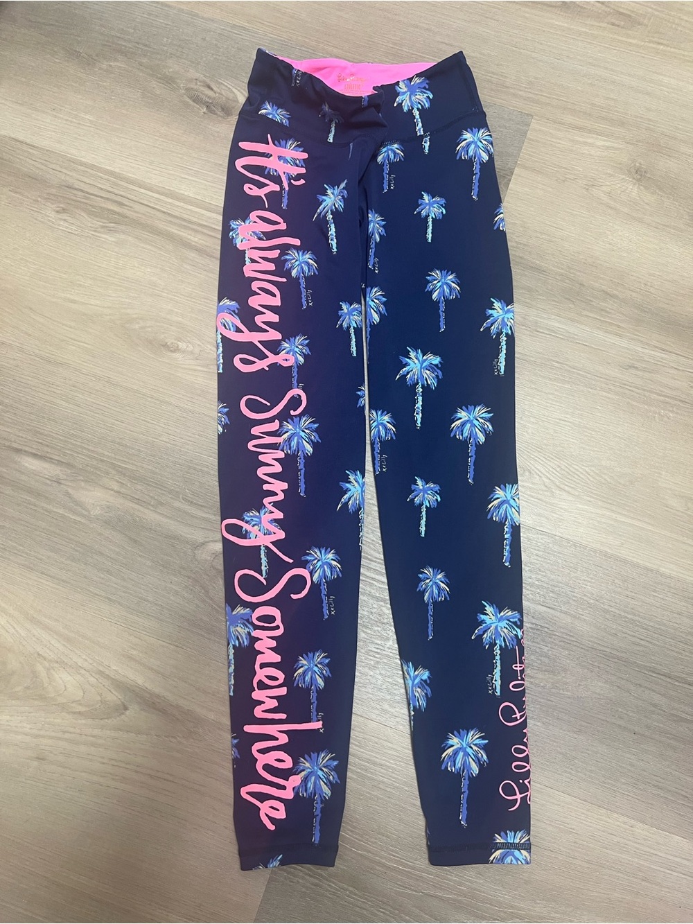Lilly Pulitzer  , it’s always sunny somewhere Hot Pink and Navy Leggings